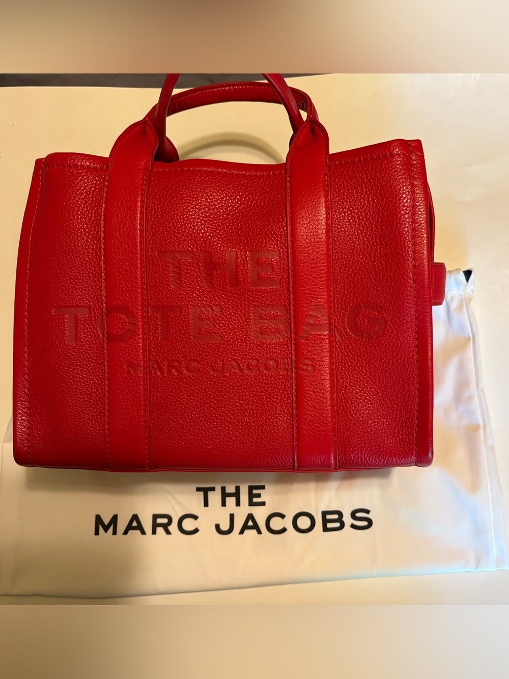 Marc Jacobs The Tote Bag red leather medium